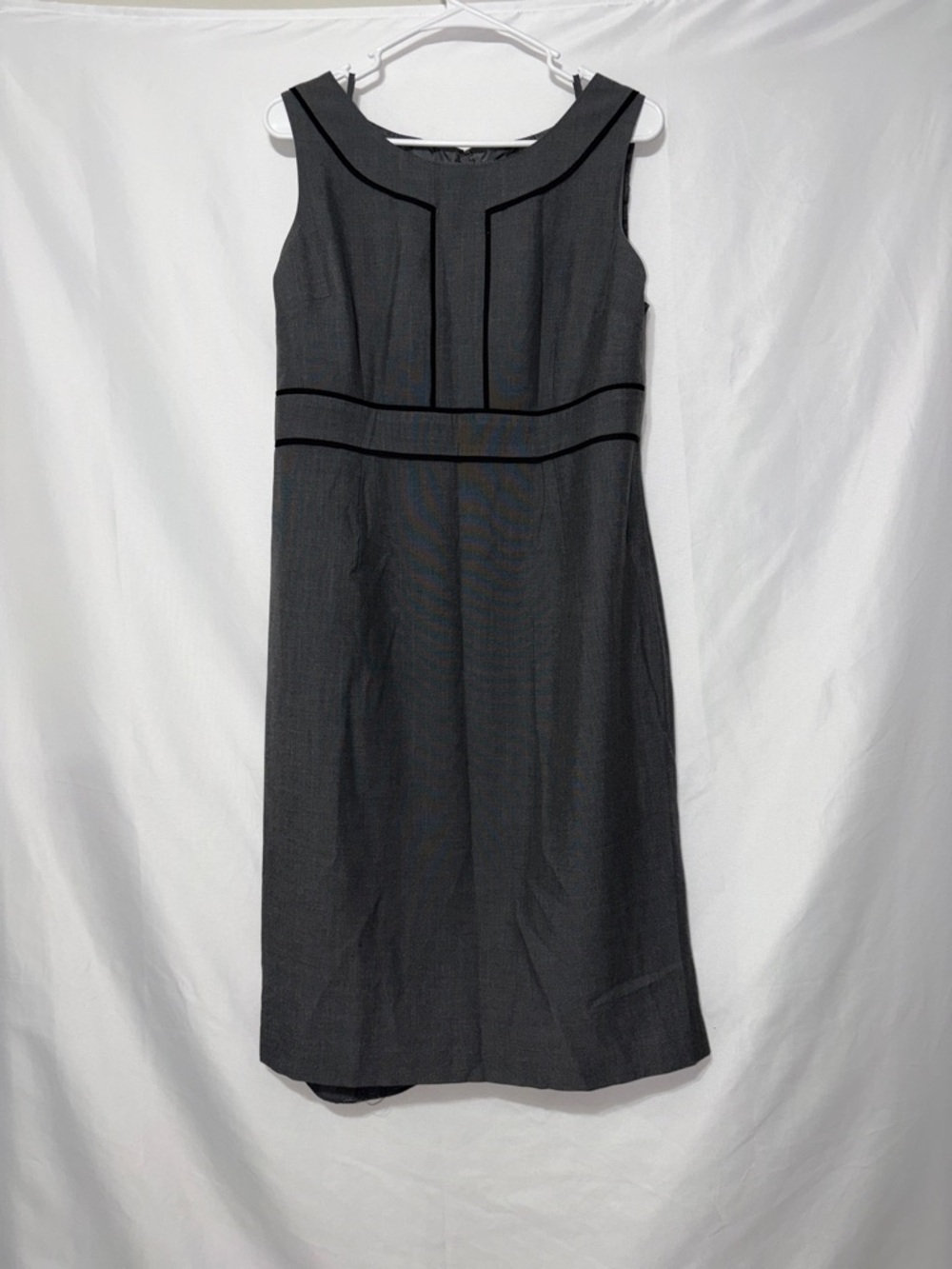 Sleeveless Charcoal Midi Sheath Dress with Black Piping